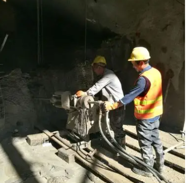 罗山水下抗分散灌浆料特点 水下不分散注浆料介绍